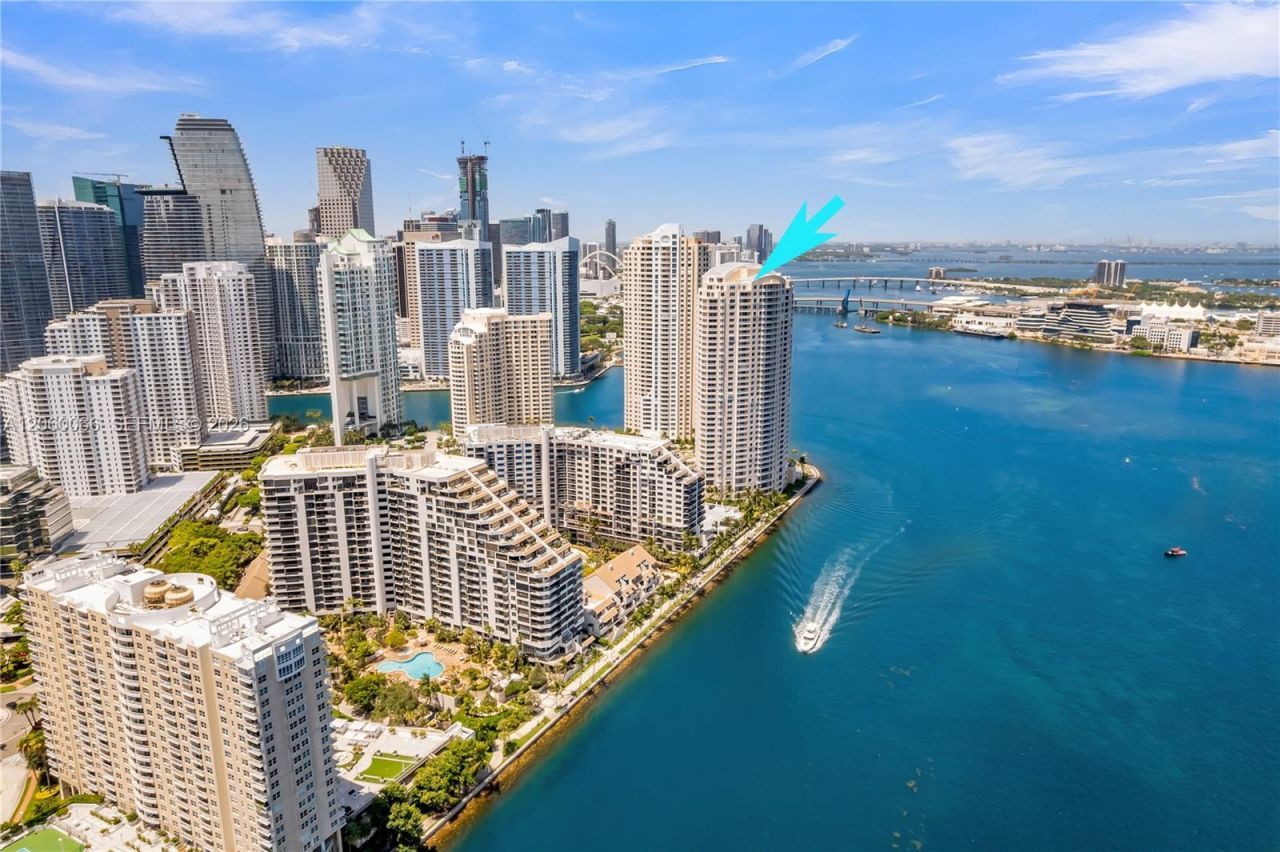 848 Brickell Key Dr, Unit 1102, Miami, FL 33131 Photo