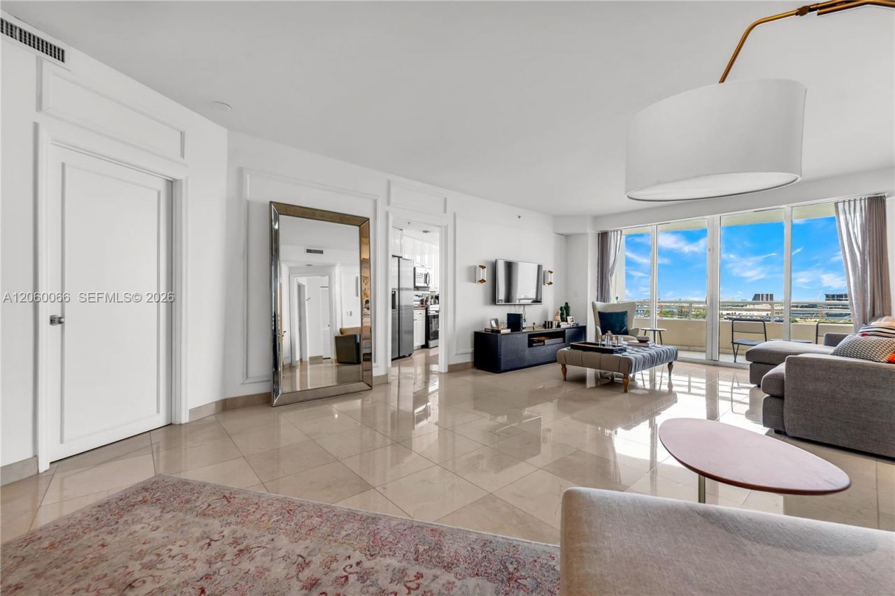 848 Brickell Key Dr, Unit 1102, Miami, FL 33131 Photo
