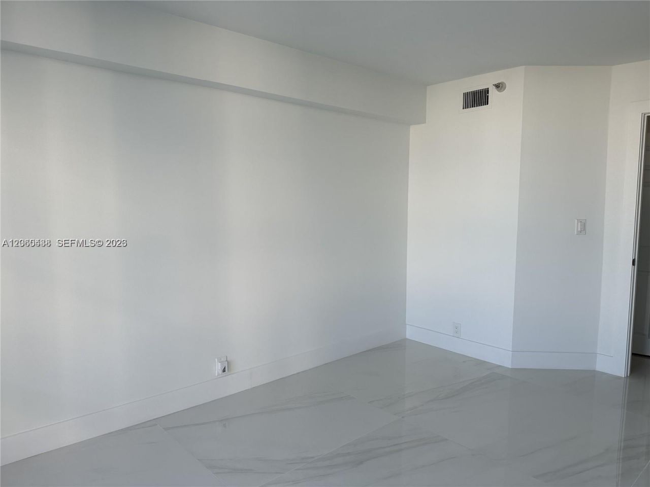 19101 NE 36th Ct , Unit 1811, Aventura, FL 33180 Photo