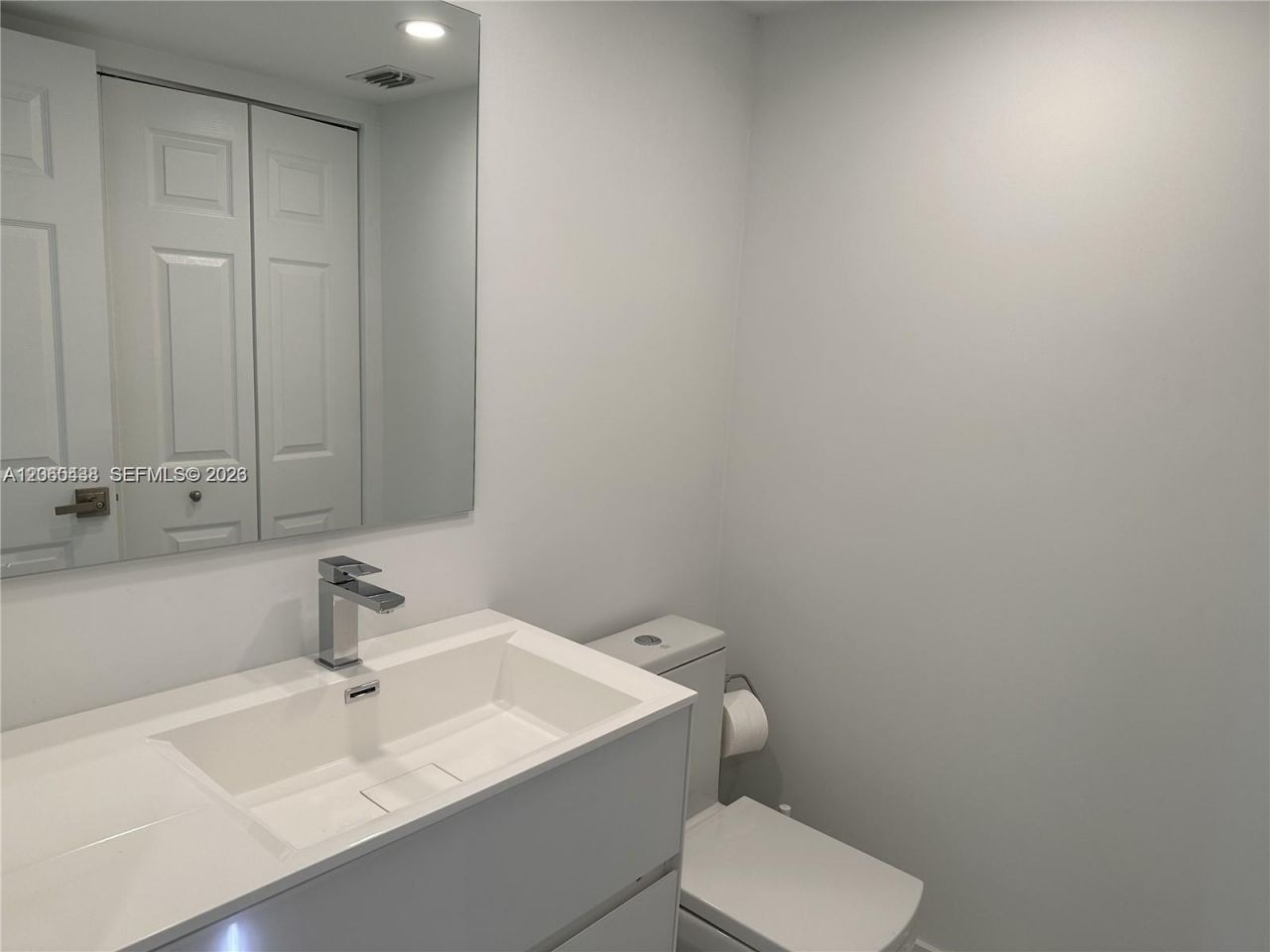 19101 NE 36th Ct , Unit 1811, Aventura, FL 33180 Photo