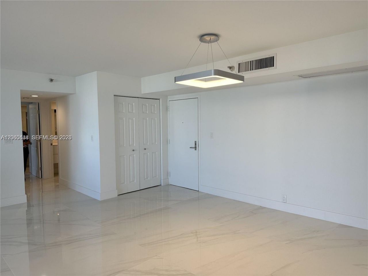 19101 NE 36th Ct , Unit 1811, Aventura, FL 33180 Photo