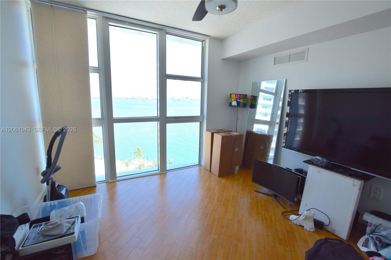 1881 79th St Cswy, Unit 1102, North Bay Village, FL 33141 Photo