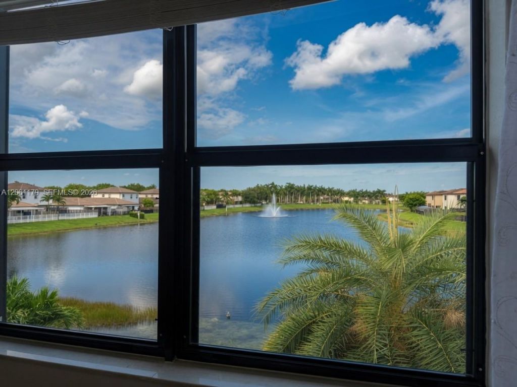 233 NE 23rd Ter, Homestead, FL 33033 Photo