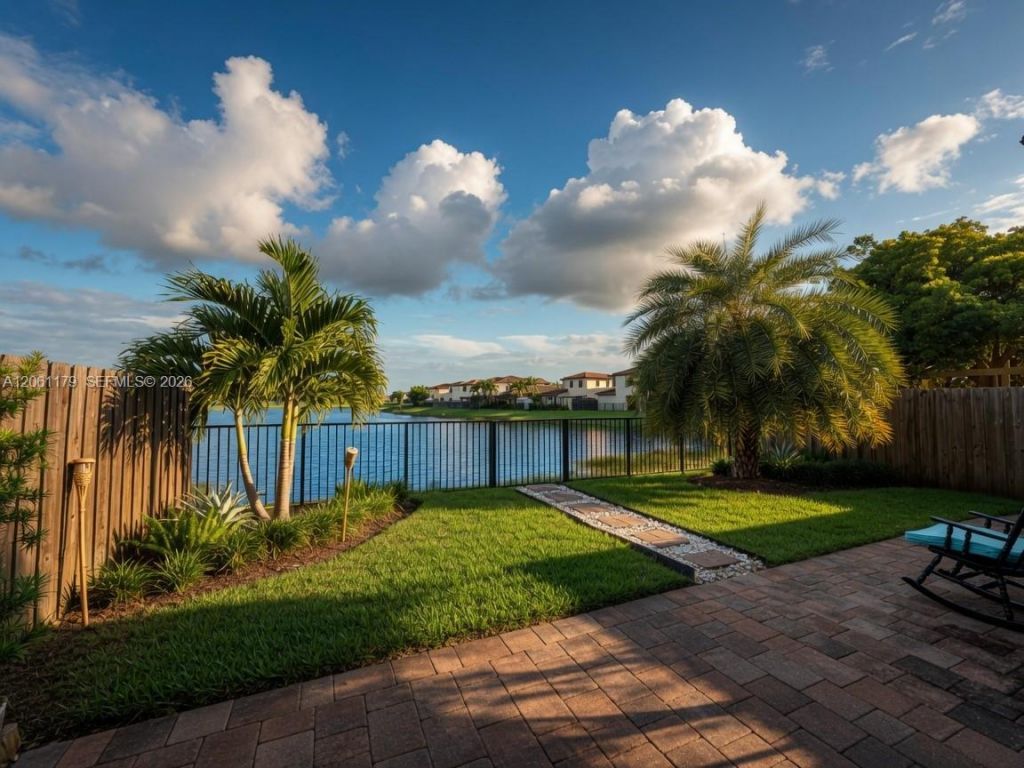 233 NE 23rd Ter, Homestead, FL 33033 Photo