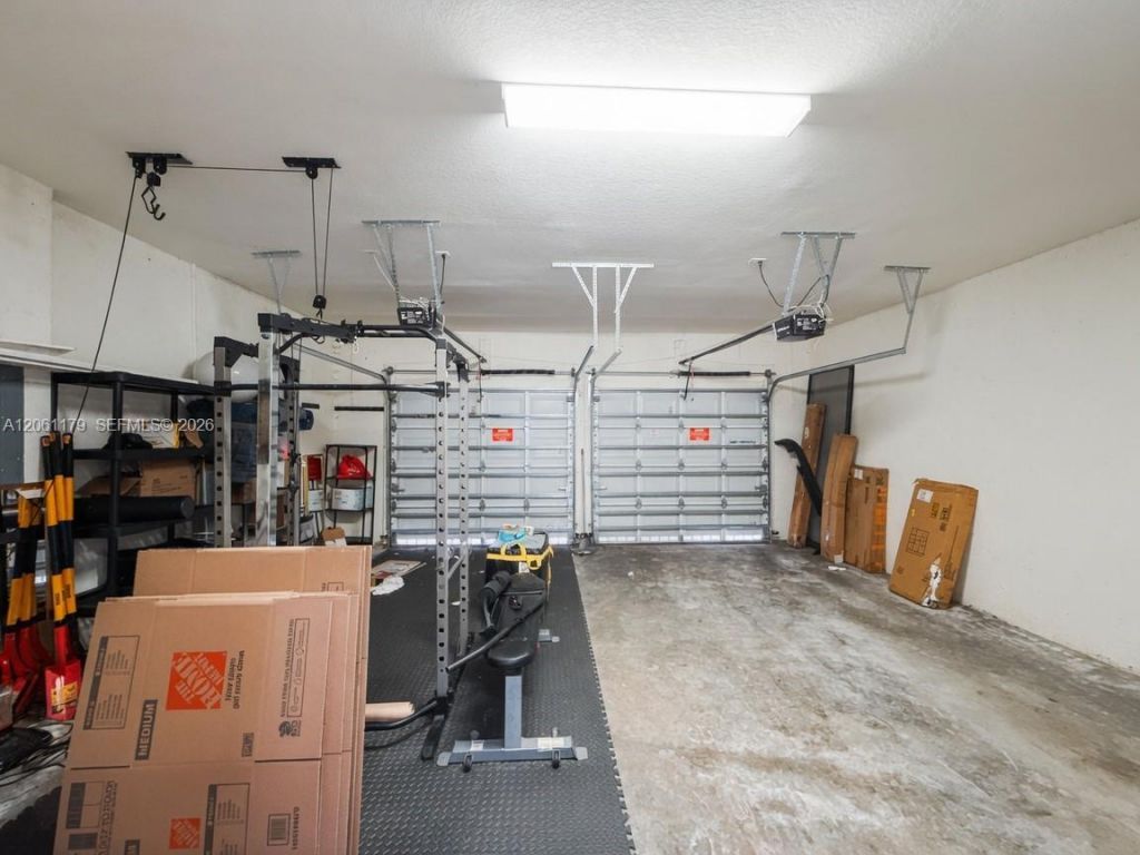 233 NE 23rd Ter, Homestead, FL 33033 Photo