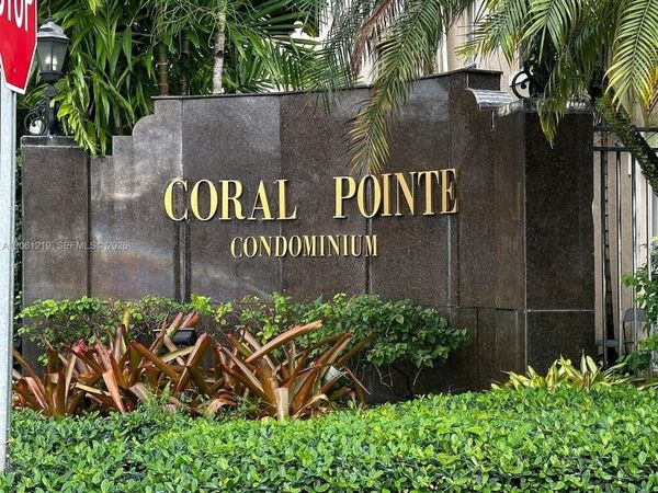 8660 NW 6th Ln, Unit 5-103, Miami, FL 33126