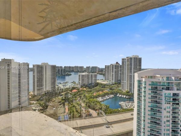 19355 Turnberry Way , Unit 26E, Aventura, FL 33180