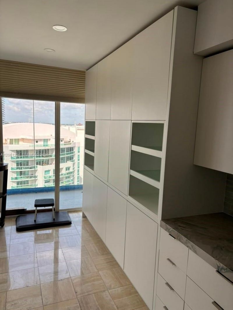 19355 Turnberry Way , Unit 26E, Aventura, FL 33180 Photo