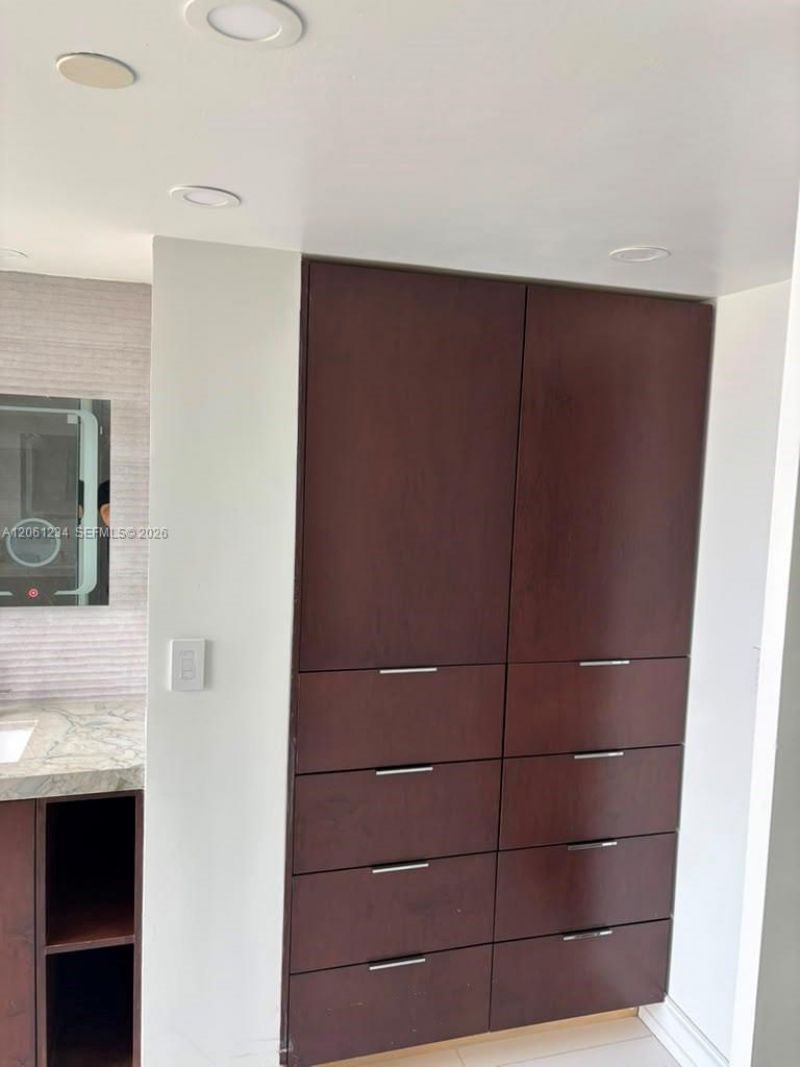 19355 Turnberry Way , Unit 26E, Aventura, FL 33180 Photo