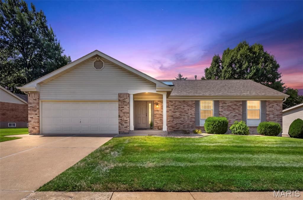 1122 Majestic Drive , Fenton, MO 63026 Main Photo