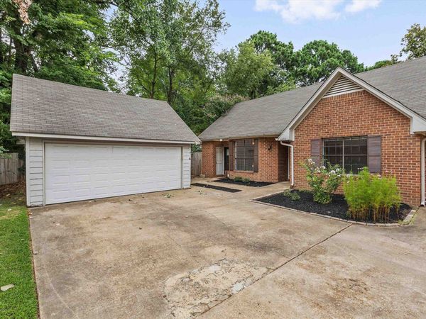 6692 MILLERS POND CIR, Memphis, TN 38119