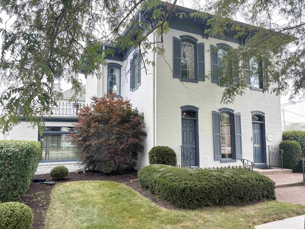 400 W Jackson Street, Muncie, IN 47305