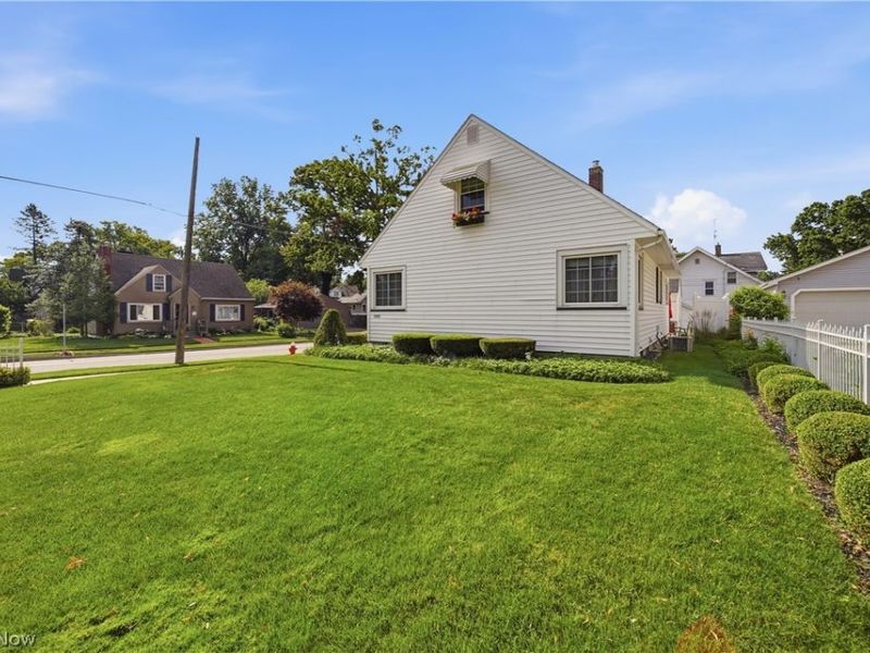 1808 Broad Boulevard , Cuyahoga Falls, OH 44223 Photo 10