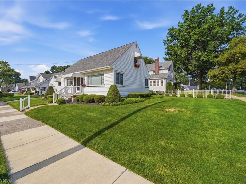 1808 Broad Boulevard , Cuyahoga Falls, OH 44223 Photo 9