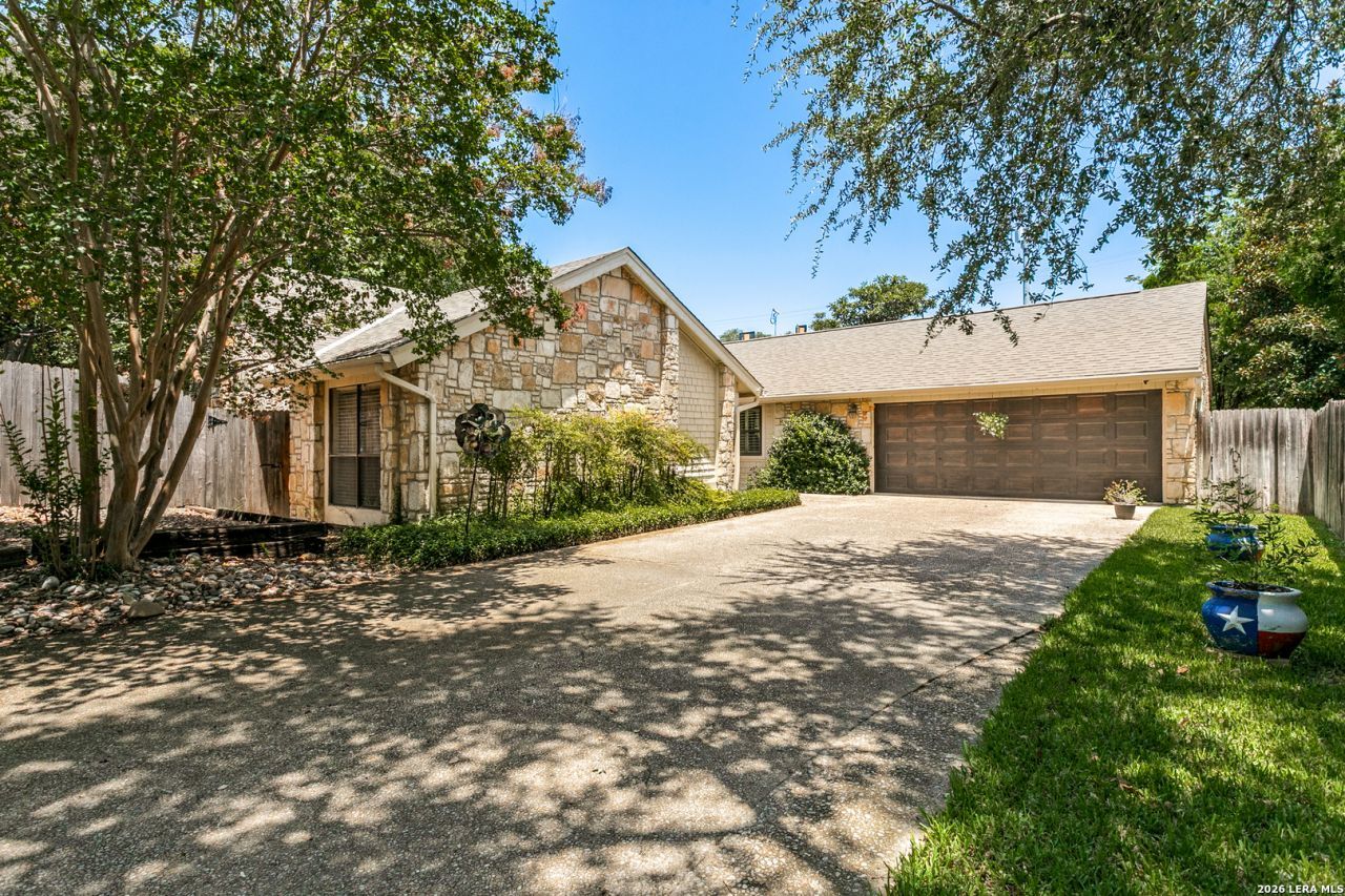 11921 Rainwood Cv, San Antonio, TX 78213 Main Photo
