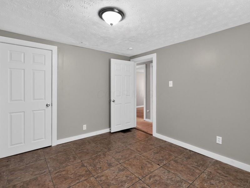 2475 Perdue Avenue , Columbus, OH 43211 Photo 10