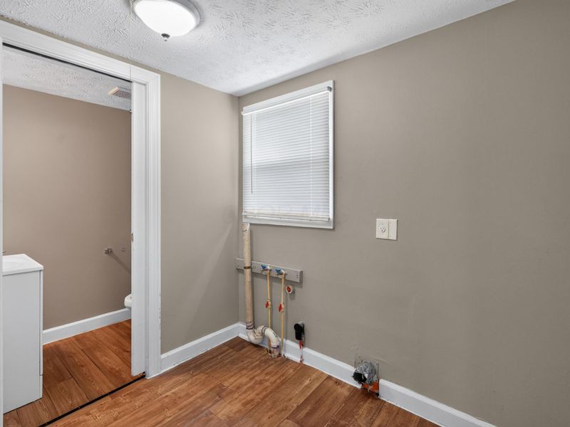 2475 Perdue Avenue , Columbus, OH 43211 Photo 19