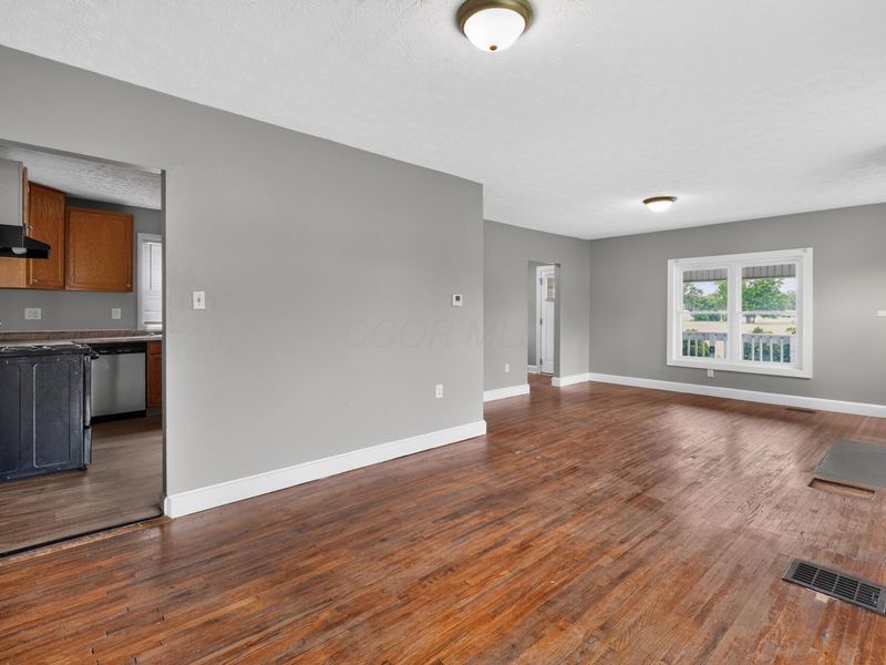2475 Perdue Avenue , Columbus, OH 43211 Photo 8