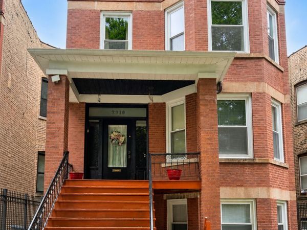 3910 W Wrightwood Avenue , Unit 2, Chicago, IL 60647