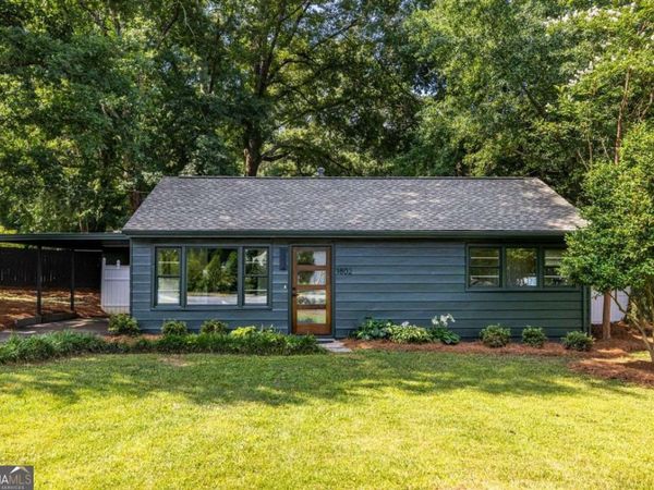 1802 La Dawn Lane NW, Atlanta, GA 30318