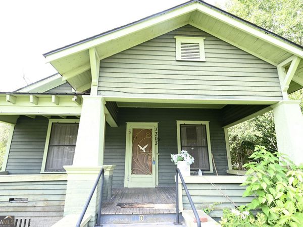 1303 Carswell Avenue, Waycross, GA 31503