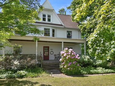 6917 Salmon Creek Road, Williamson, NY 14589
