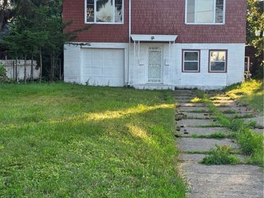 6 Palos Place , Buffalo, NY 14215
