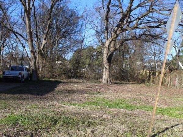 615 W 23 Street , North Little Rock, AR 72114