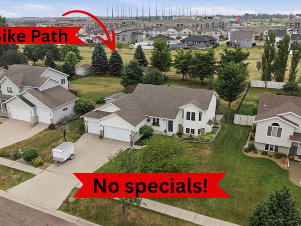 3526 46th Avenue S, Fargo, ND 58104