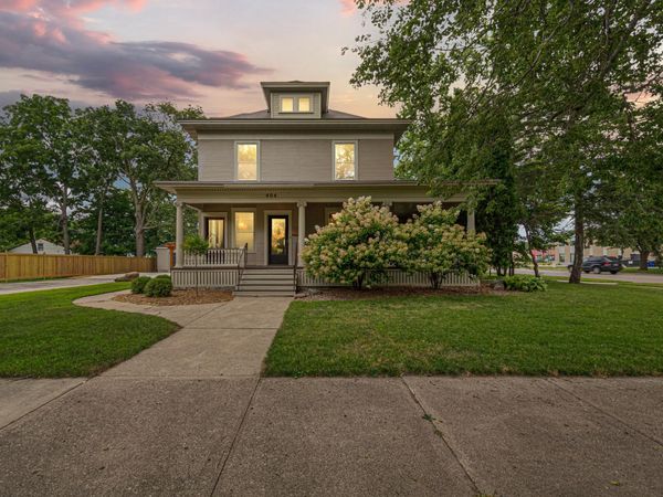 404 3rd Street NW, Faribault, MN 55021