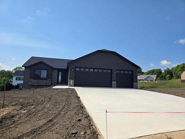 2 Marie Circle, Elysian, MN 56028