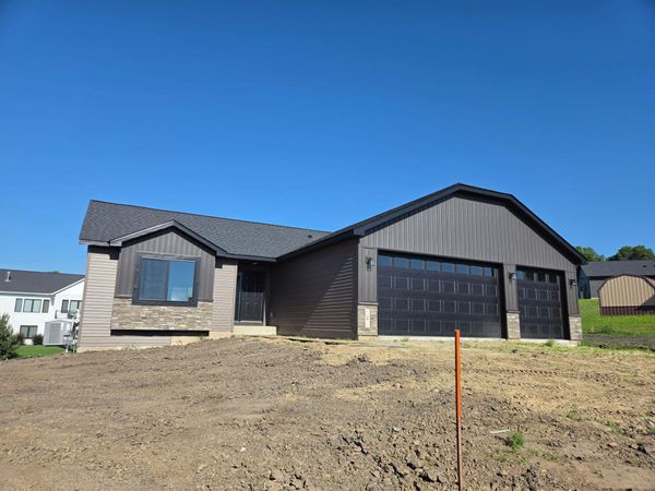 2 Marie Circle , Elysian, MN 56028