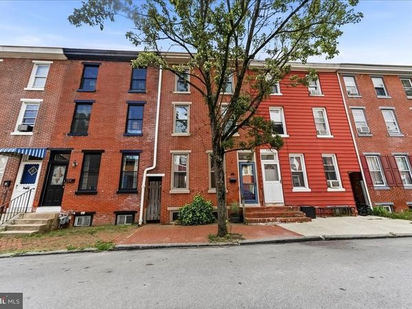 122 E MINER STREET, WEST CHESTER, PA 19382