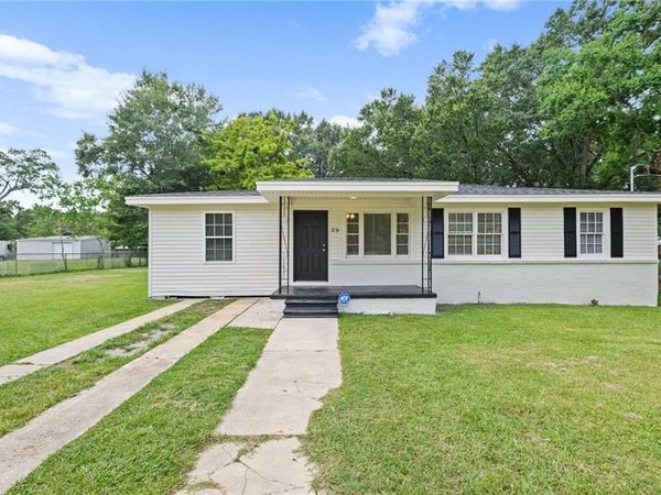 29 Melinda Drive, Saraland, AL 36571
