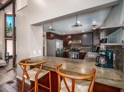 1029 Modoc Way, South Lake Tahoe, CA 96150 Photo