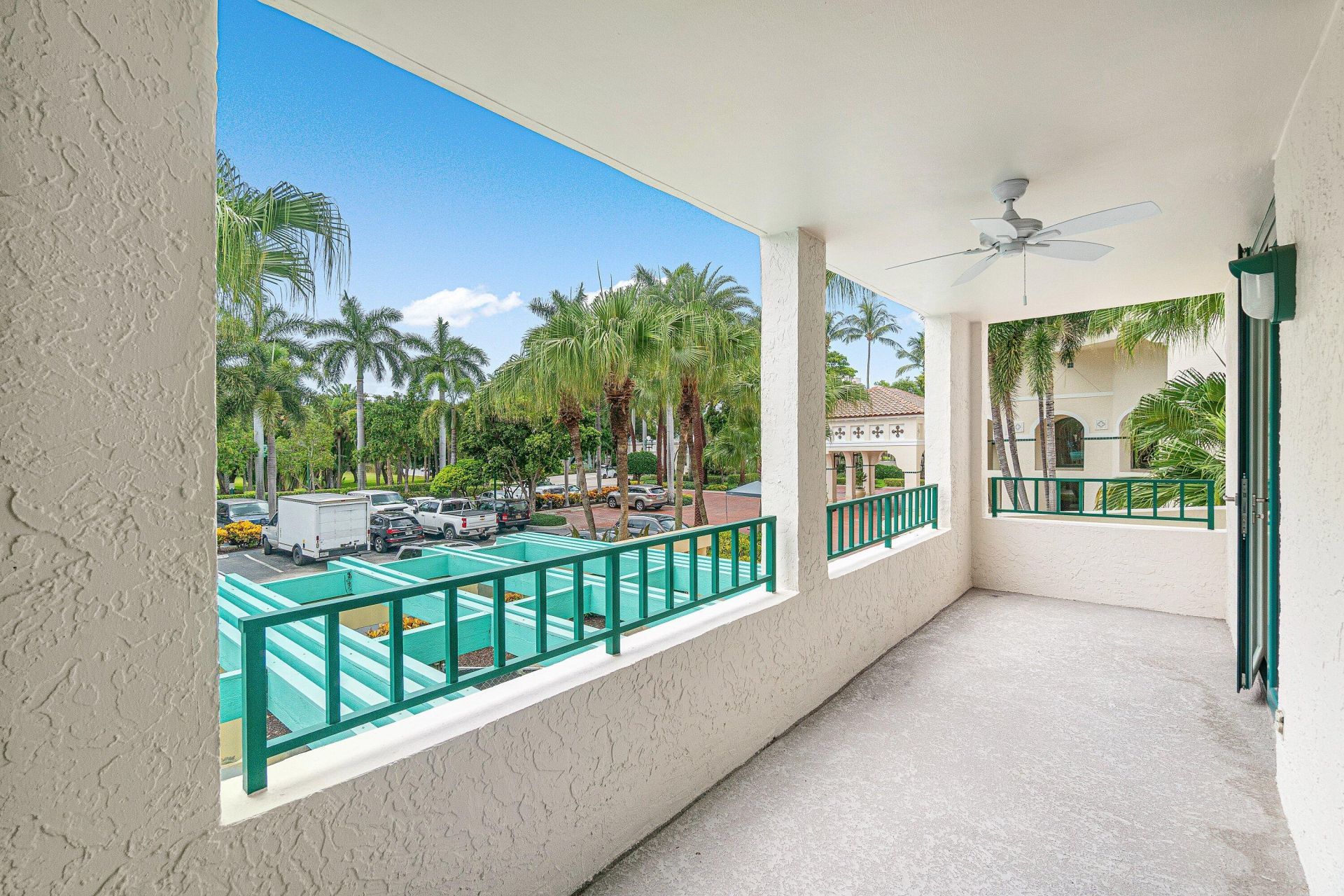 100 SE 5th Avenue, Unit 216, Boca Raton, FL 33432 Photo