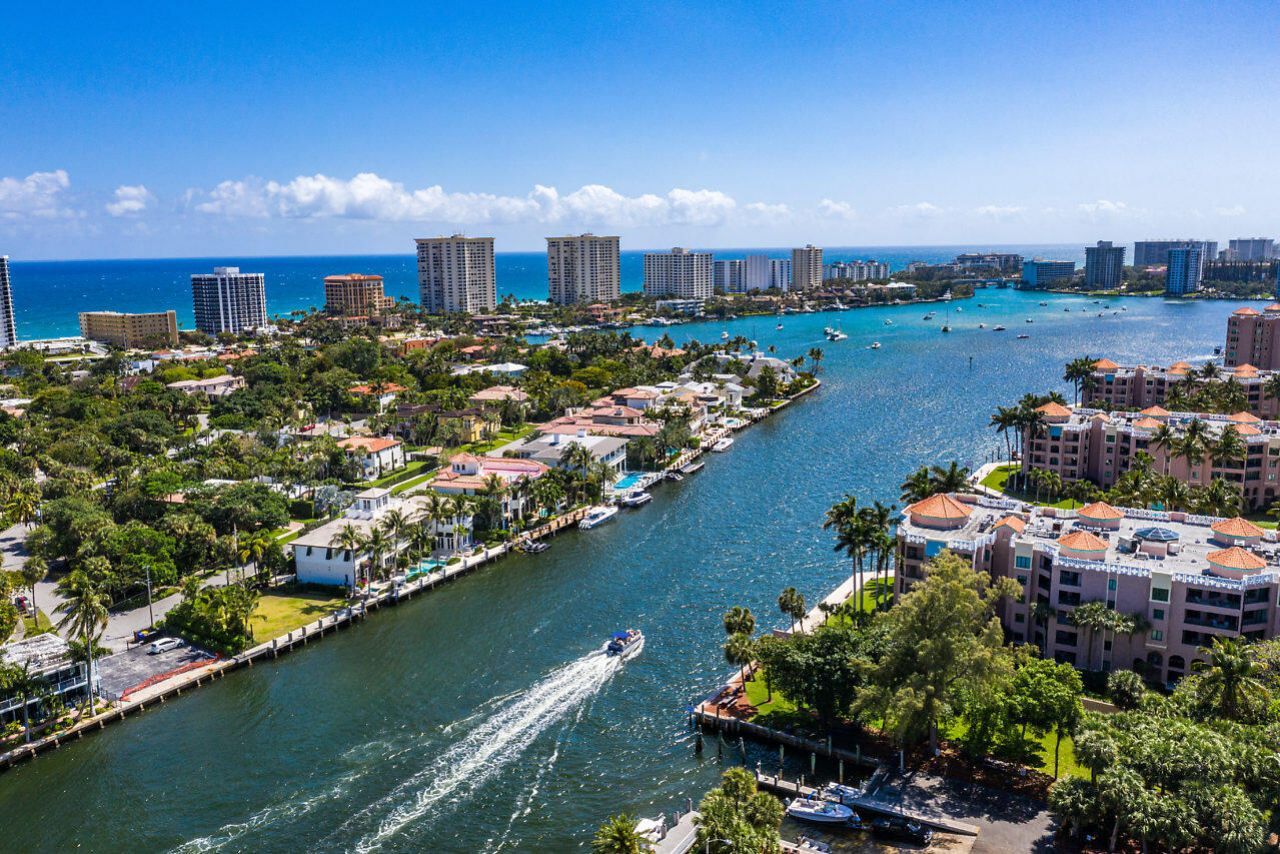 100 SE 5th Avenue, Unit 216, Boca Raton, FL 33432 Photo
