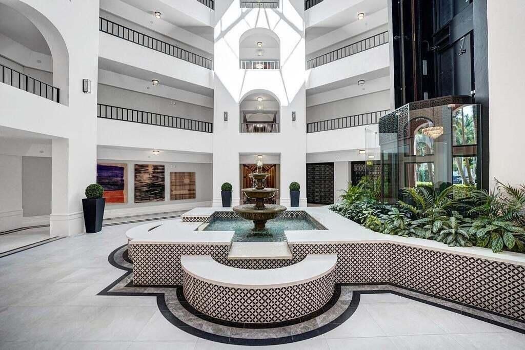 100 SE 5th Avenue, Unit 216, Boca Raton, FL 33432 Photo