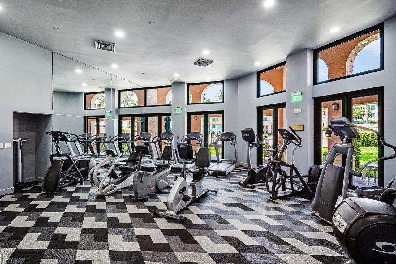 100 SE 5th Avenue, Unit 216, Boca Raton, FL 33432 Photo