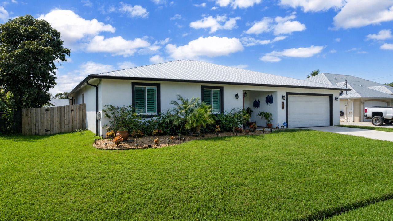 314 NE Surfside Avenue, Port Saint Lucie, FL 34983 Photo