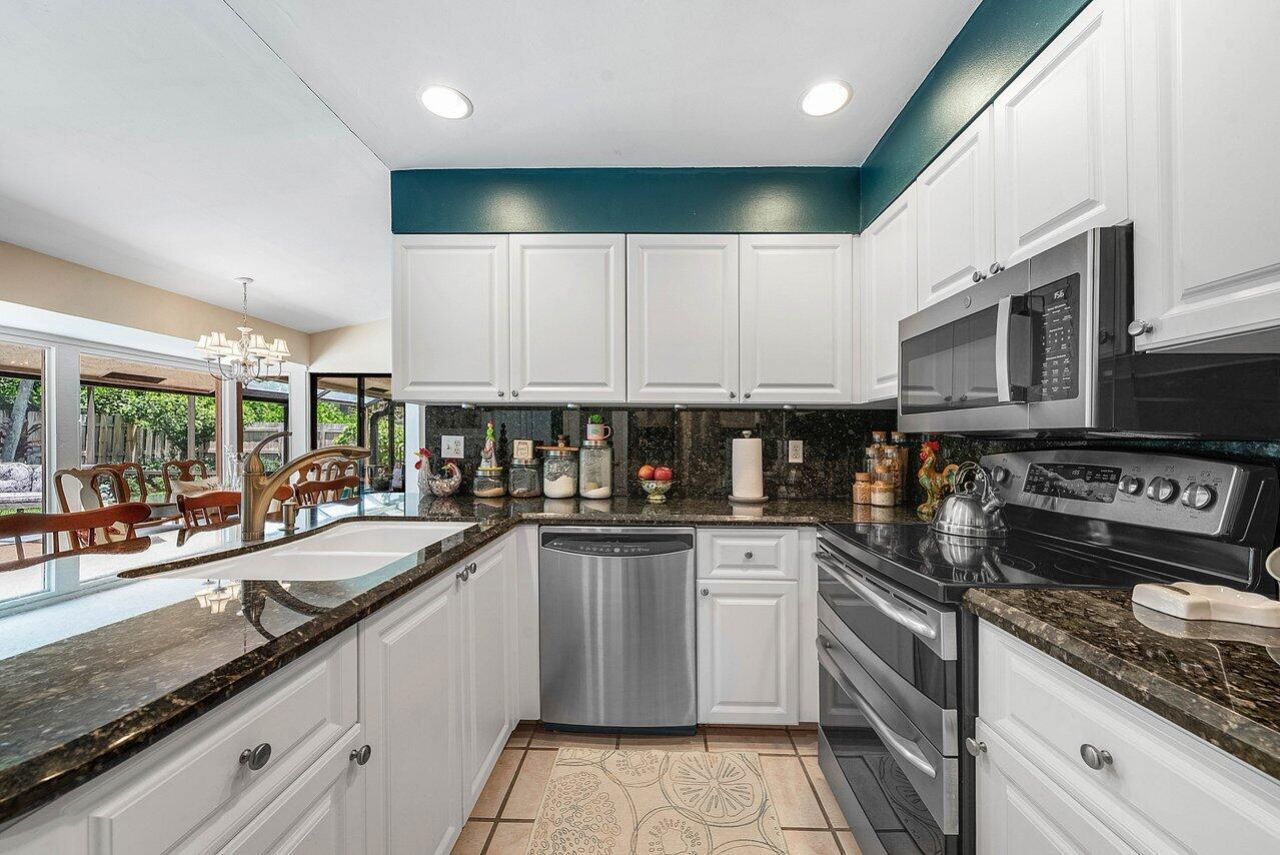 2371 NW 30th Road, Boca Raton, FL 33431 Photo