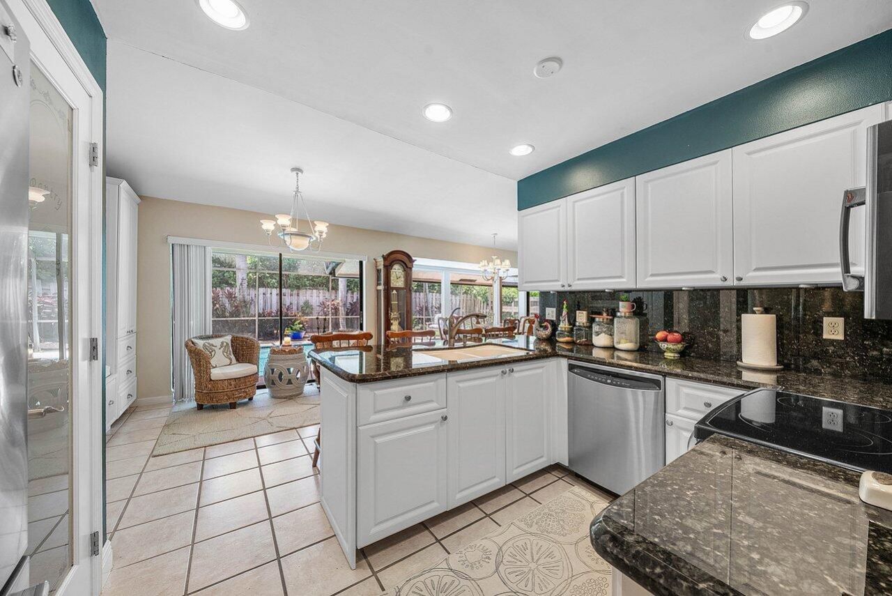 2371 NW 30th Road, Boca Raton, FL 33431 Photo