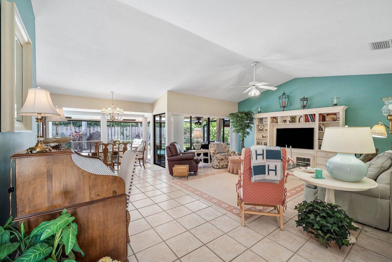 2371 NW 30th Road, Boca Raton, FL 33431 Photo