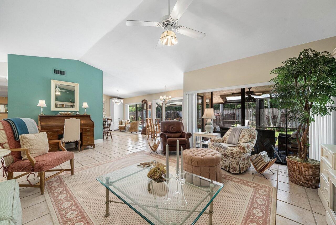 2371 NW 30th Road, Boca Raton, FL 33431 Photo