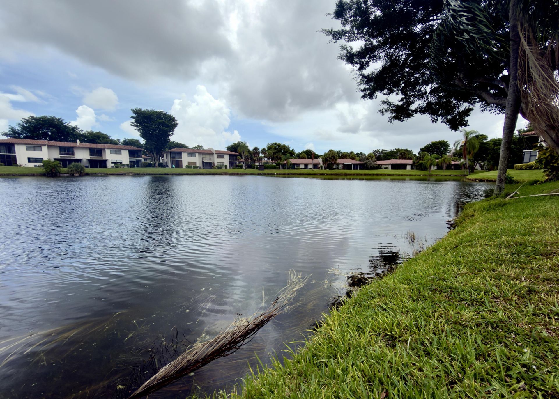 21338 Juego Circle, Unit 11g, Boca Raton, FL 33433 Photo
