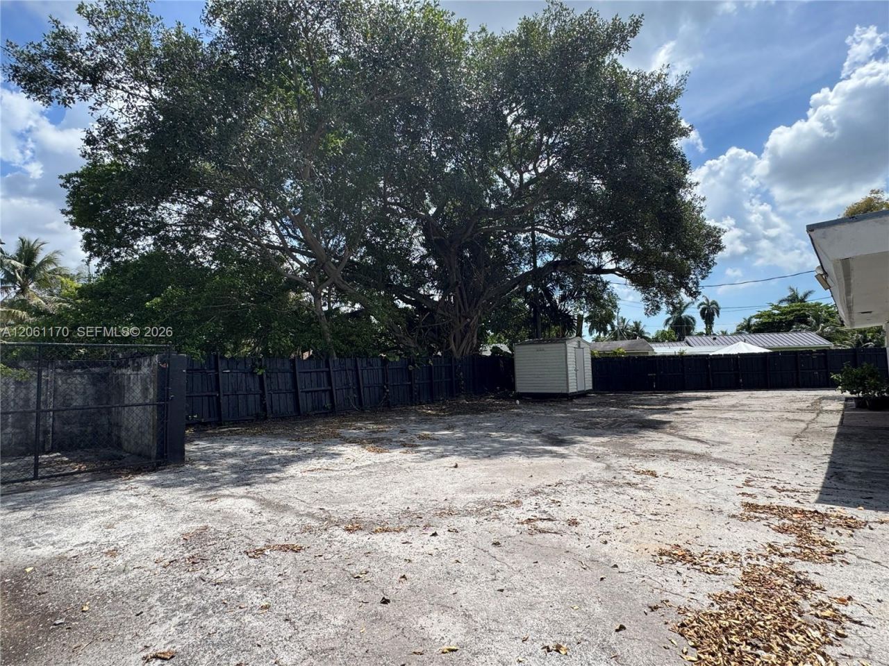 1605 NW 95th St, Miami, FL 33147 Photo