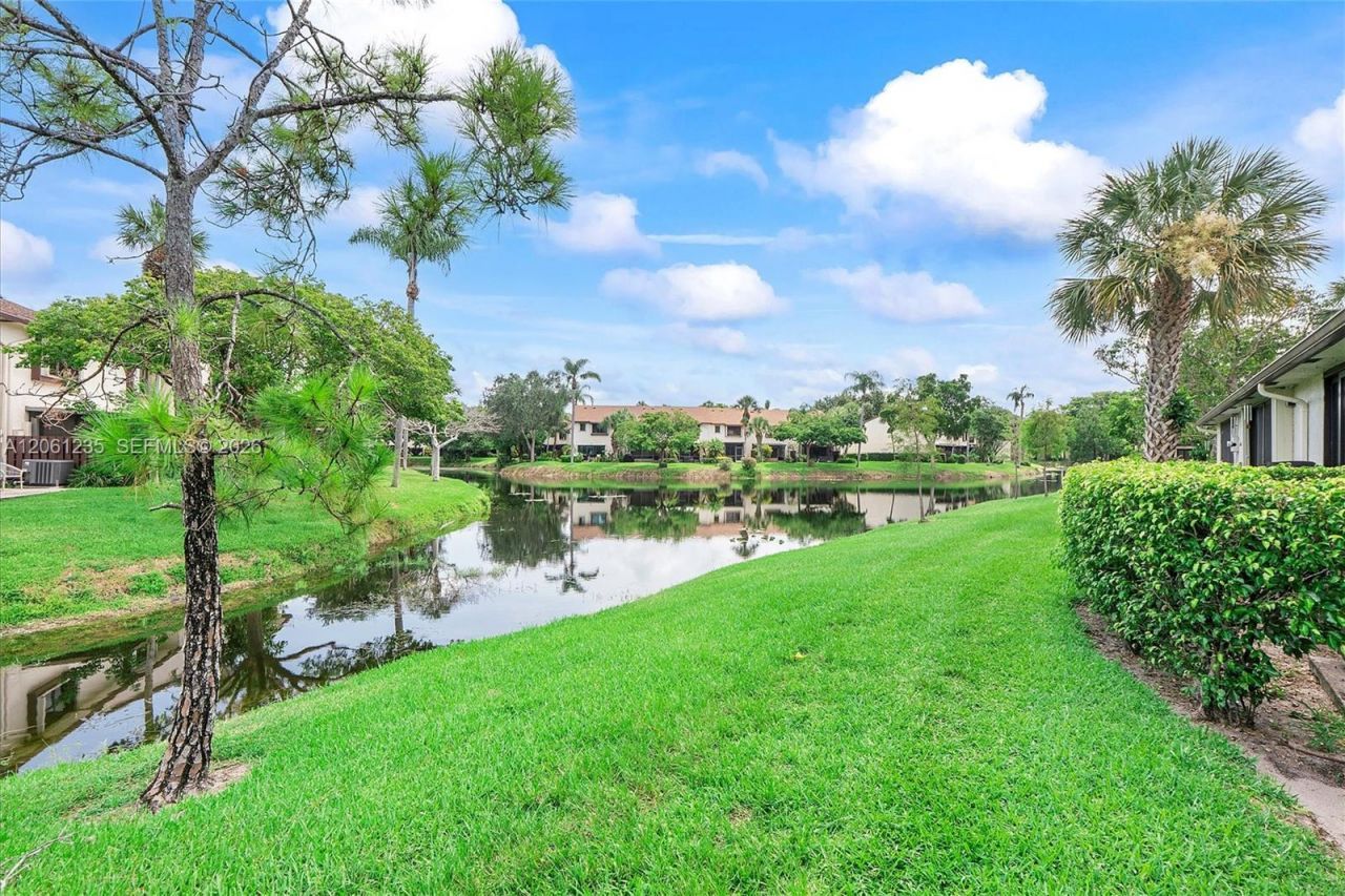 3342 Carambola Cir S, Coconut Creek, FL 33066 Photo