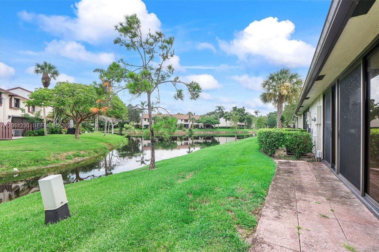 3342 Carambola Cir S, Coconut Creek, FL 33066 Photo