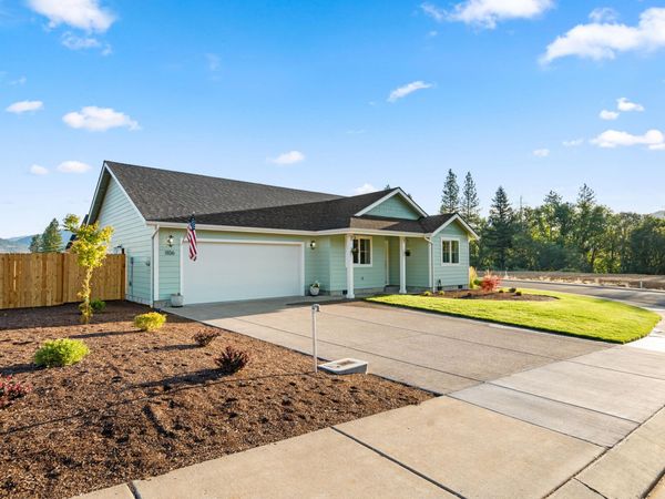 1106 Cascade Loop, Unit Lot 8, Cave Junction, OR 97523