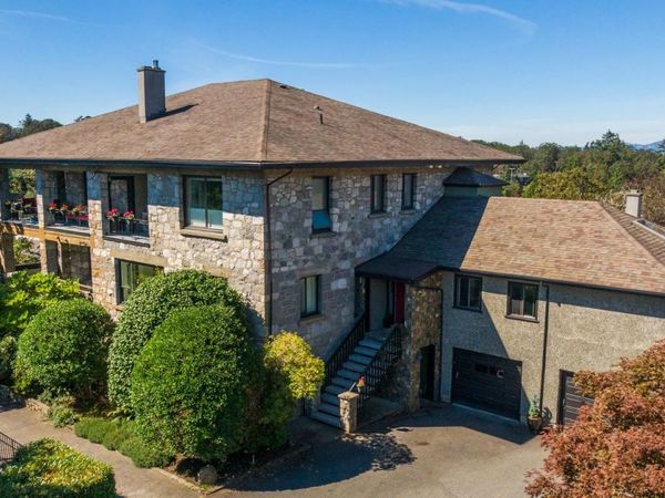 3960 Cedar Hill Rd , Unit #A, Saanich, BC V8N 3B8